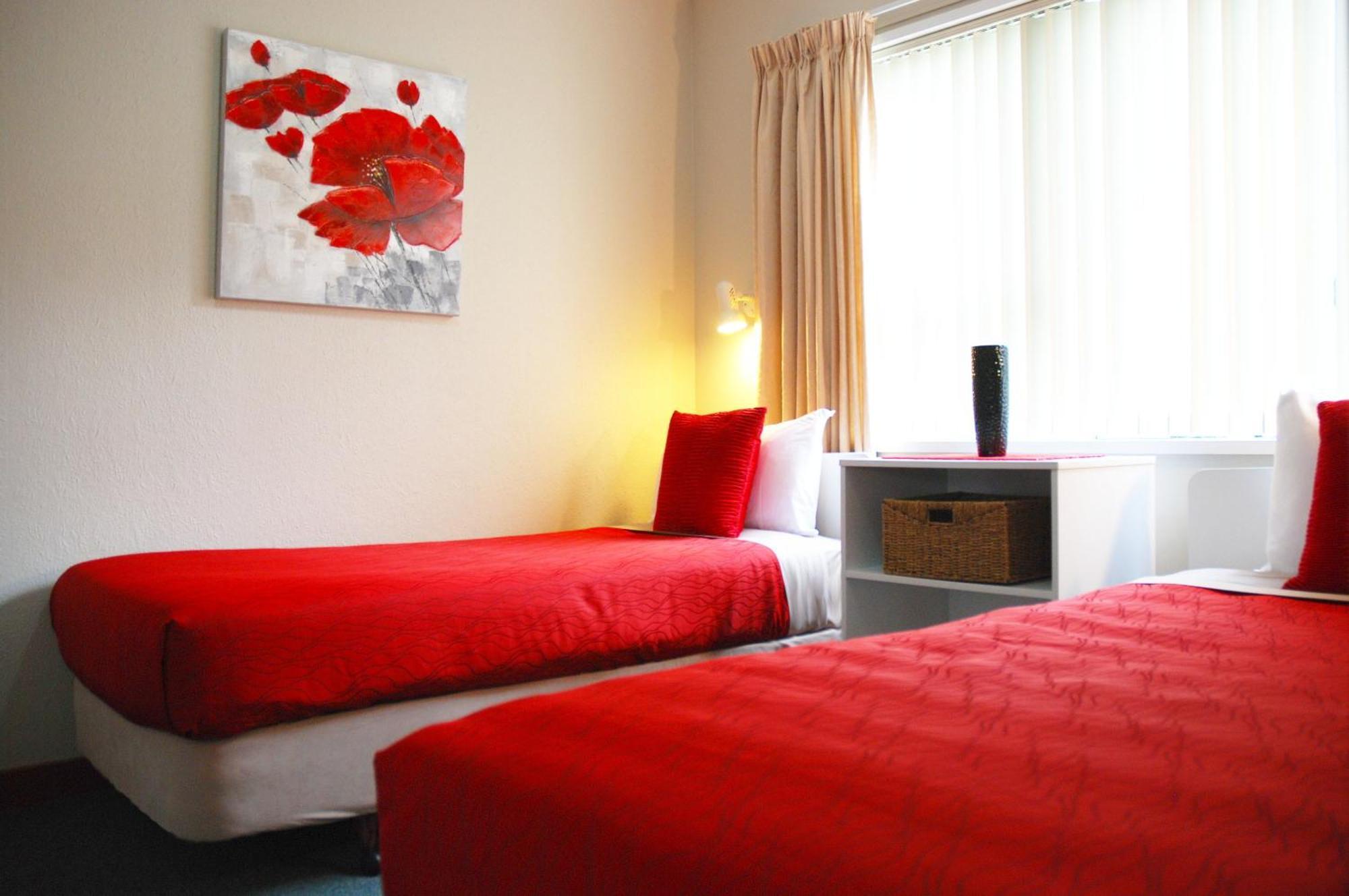 Almond Court Motel Александра Стая снимка